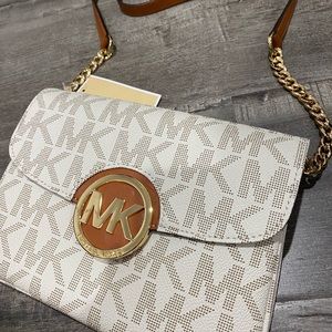 Micheal Kors Fulton Brand New Purse